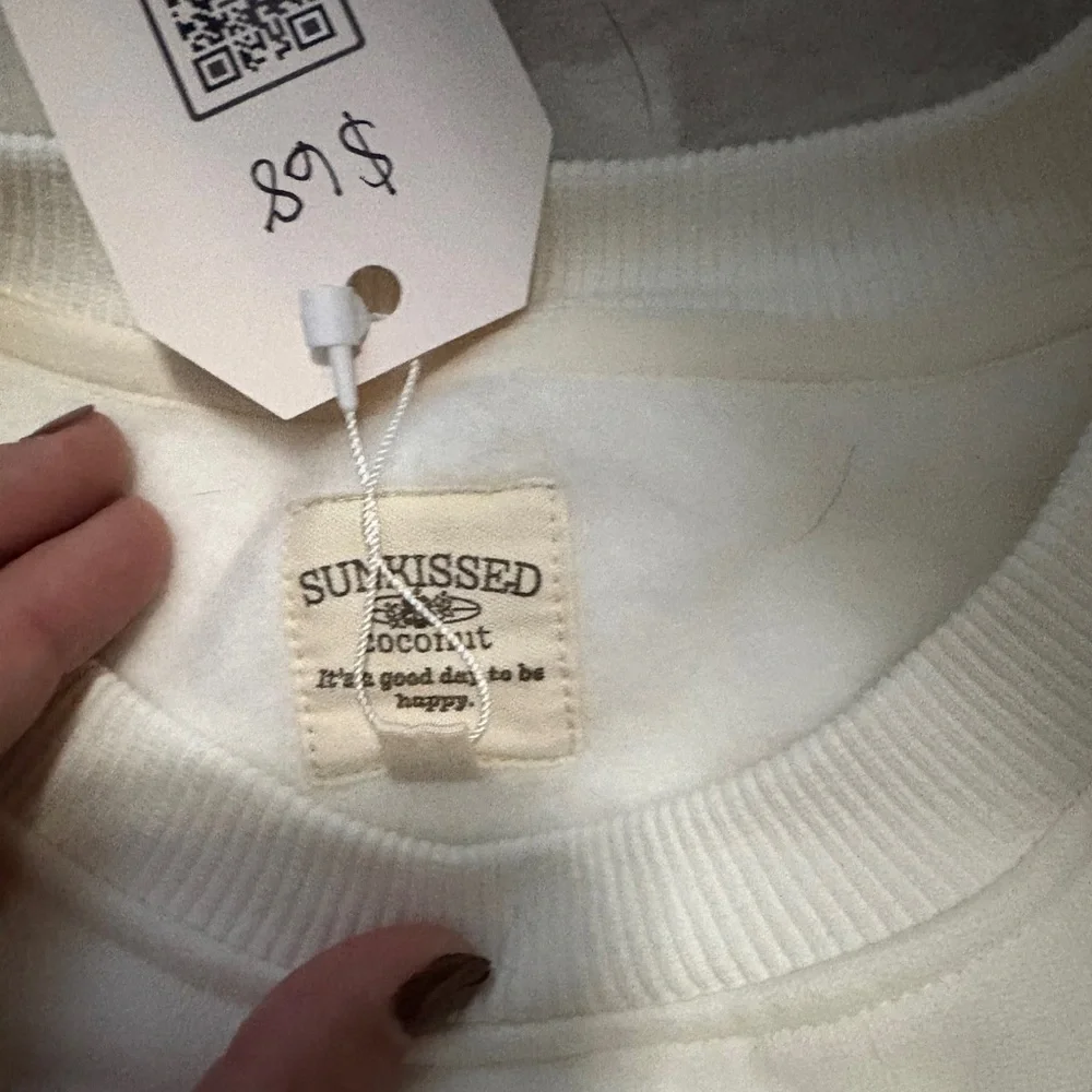 Winter Wonderland Graphic Sweatshirt - Picture 2 of 3